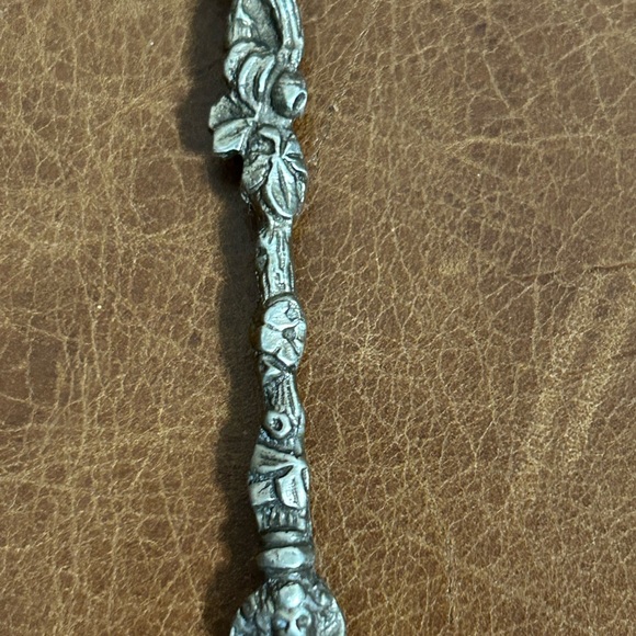 Vintage Silver Italian Style Souvenir Spoon with a Nude Man and a Angle Face - Picture 6 of 10